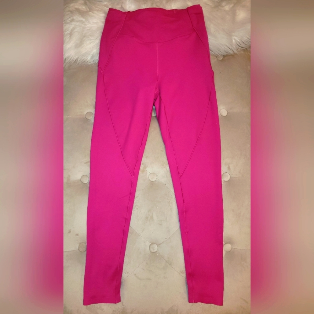 Victoria's Secret Leggings - Sweat on Point